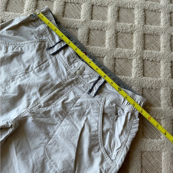 Simms Guide 100% Nylon Shorts In Beige Size S Classic Outdoor Hiking Fishing - Picture 6 of 10